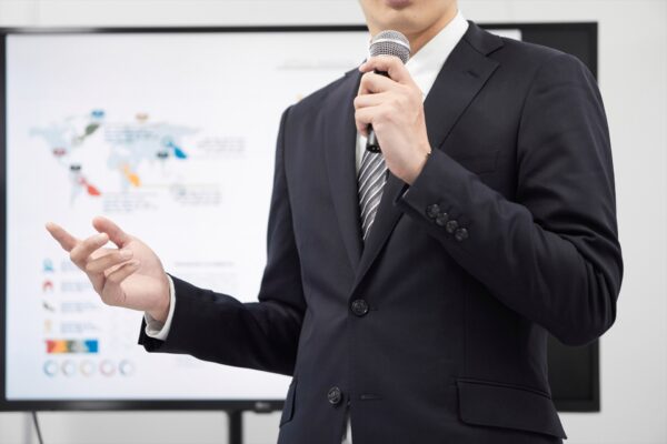 Ｒ＆Ｄ支援センター主催「 つたわるプレゼンの法則・社内向けプレゼンを成功させる秘訣 」にて代表渋谷、新垣が講師を務めました