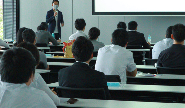 コミュニケーションに対する意識改革と意思疎通のあり方の改善を/株式会社ハタノシステム様